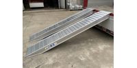 Aluminium Verladeschienen: Länge 2,5 Meter, Breite 40cm, Nutzlast 6000kg pro Satz